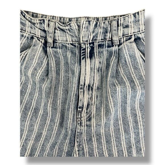Free People Dogtown Pleated Stripes High Rise Shorts Size 29 - Picture 4 of 7